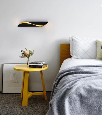 Modern Minimalist Wall Light